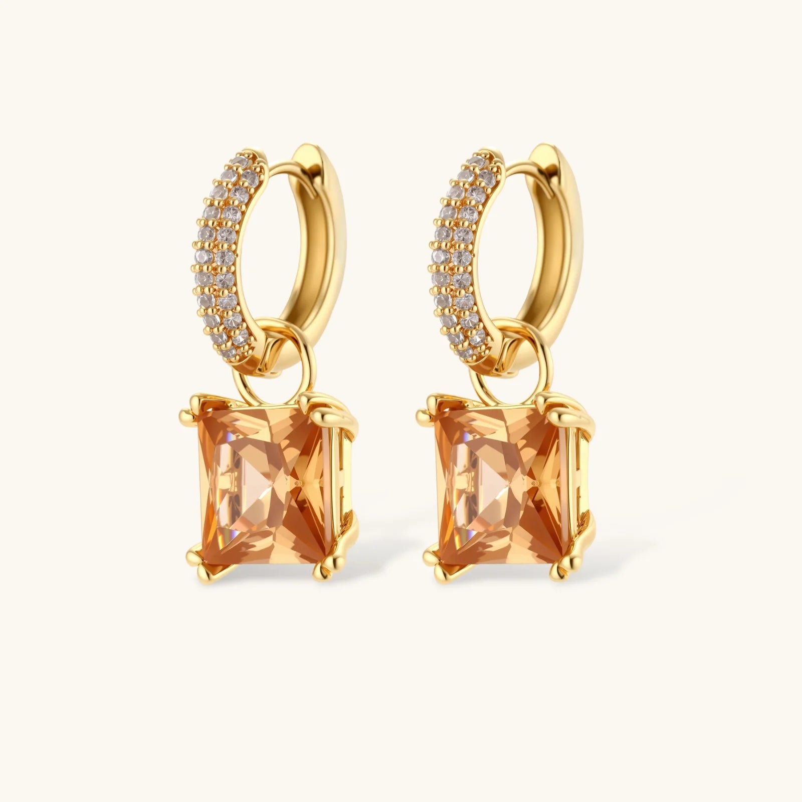 Close-up detail of Golden Hour Geometric Jewellery Set by Averuna Jewellery
