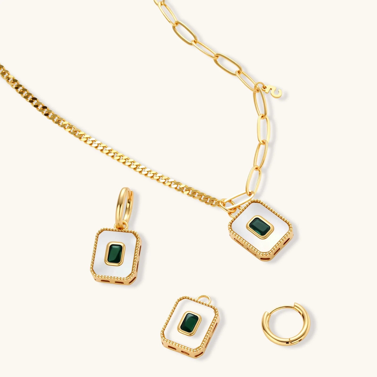 Close-up detail of Emerald Square Jewellery Set by Averuna Jewellery