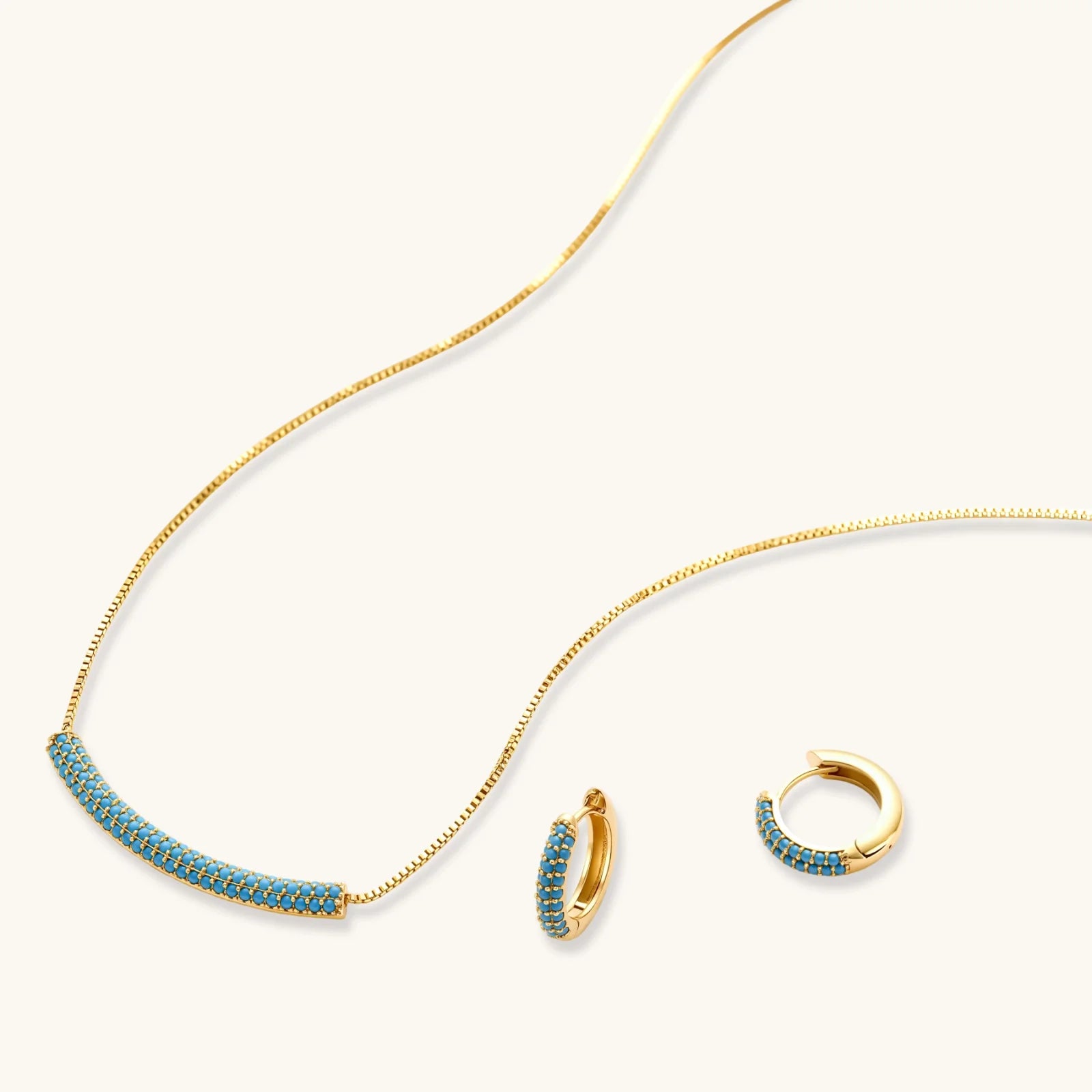 Close-up detail of Azure Curve Jewellery Set by Averuna Jewellery