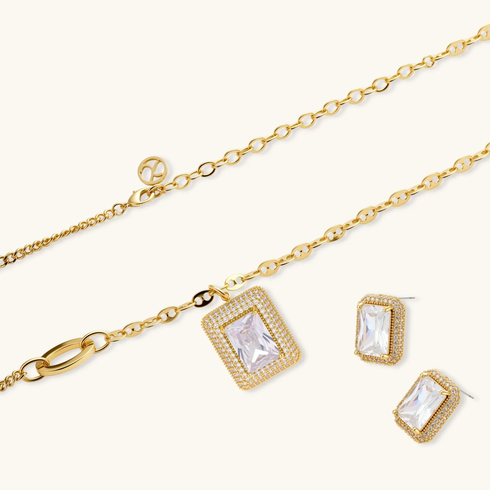 Close-up detail of Emerald Cut Halo Jewellery Set by Averuna Jewellery