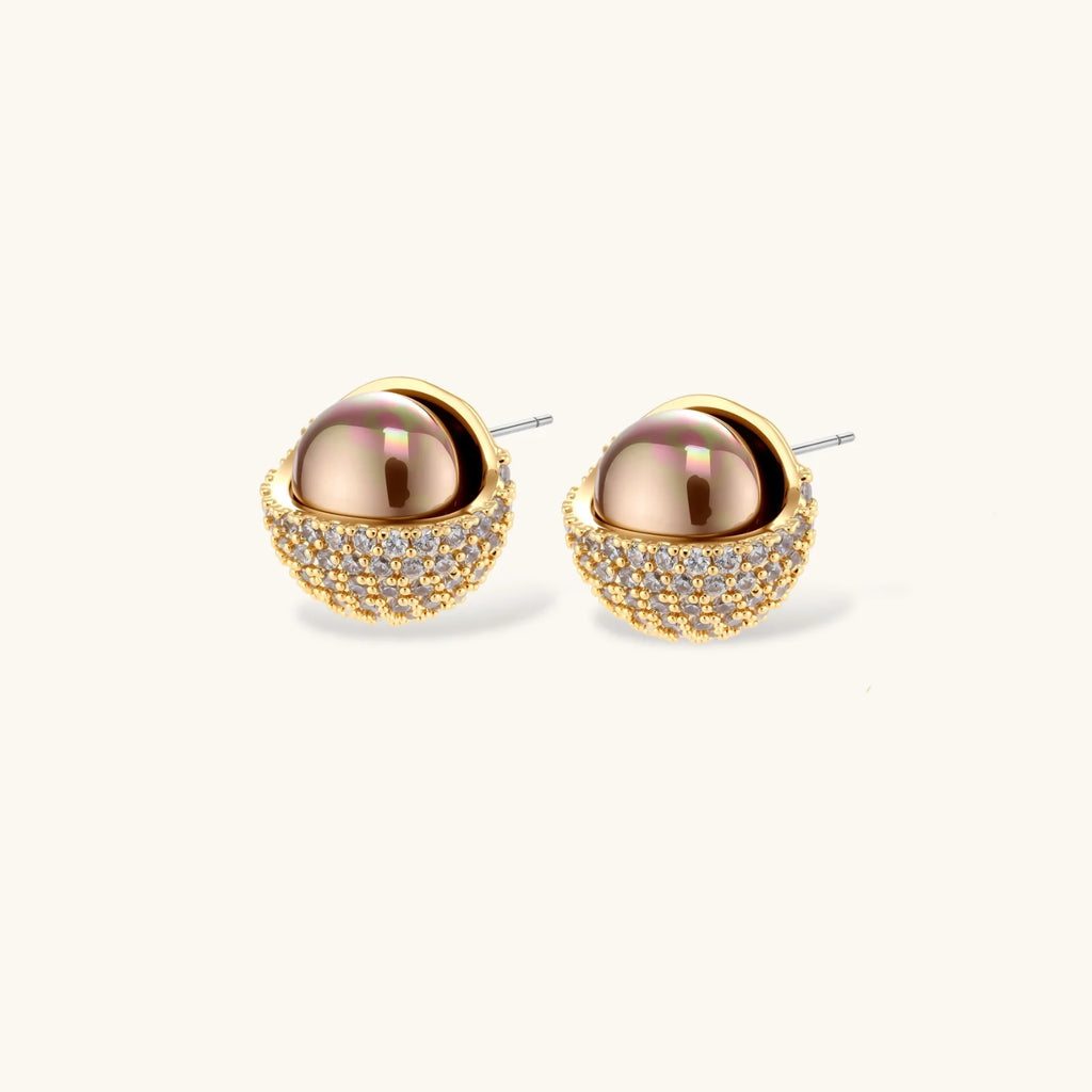 Angled view of Solar Sphere Jewellery Set by Averuna Jewellery