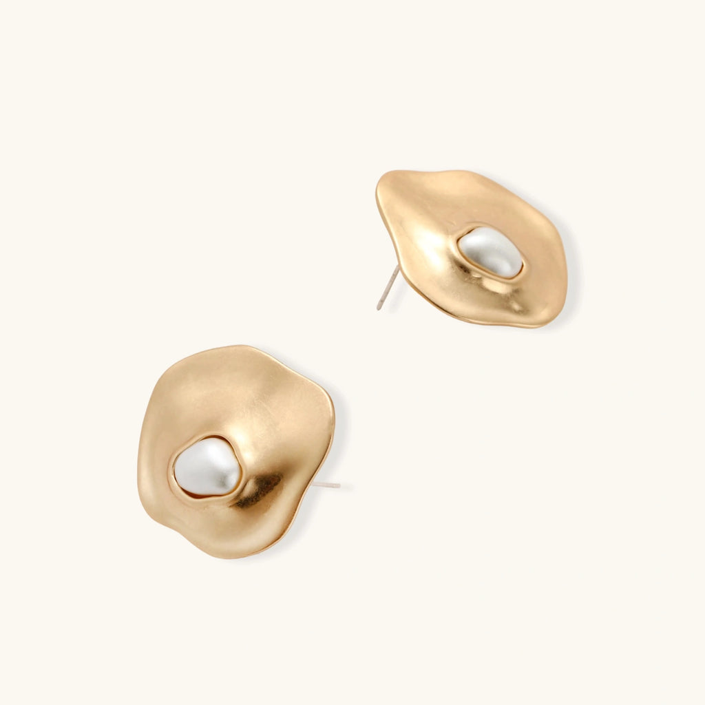Angled view of Liquid Art Pearl Jewellery Set by Averuna Jewellery