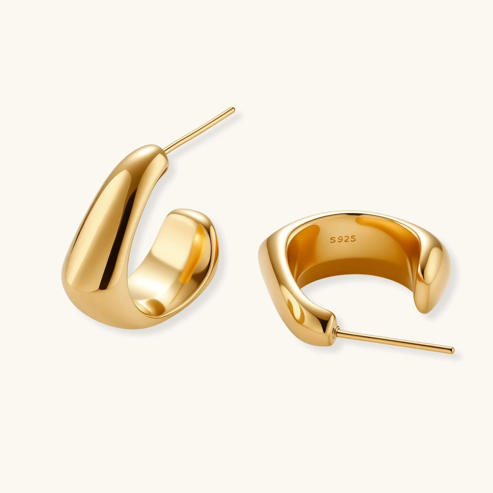 Product detail of Sculpted Curve Huggie Earrings by Averuna Jewellery