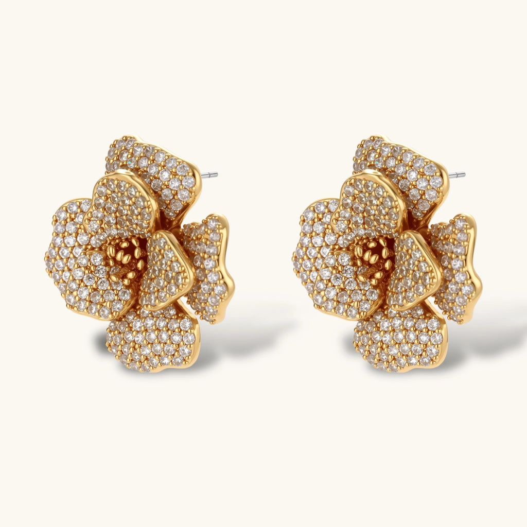 Product detail of Golden Bloom Crystal Jewellery Set by Averuna Jewellery