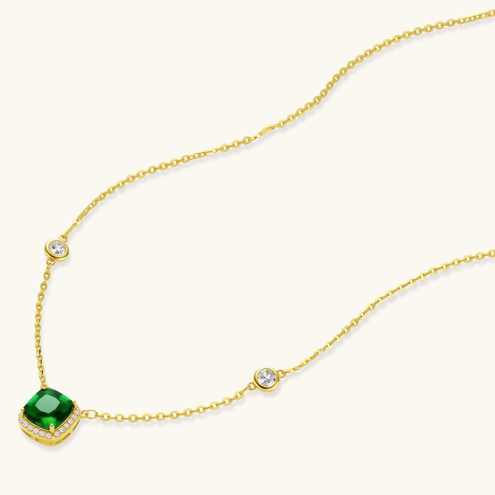 Close-up detail of Emerald Dreams Necklace by Averuna Jewellery