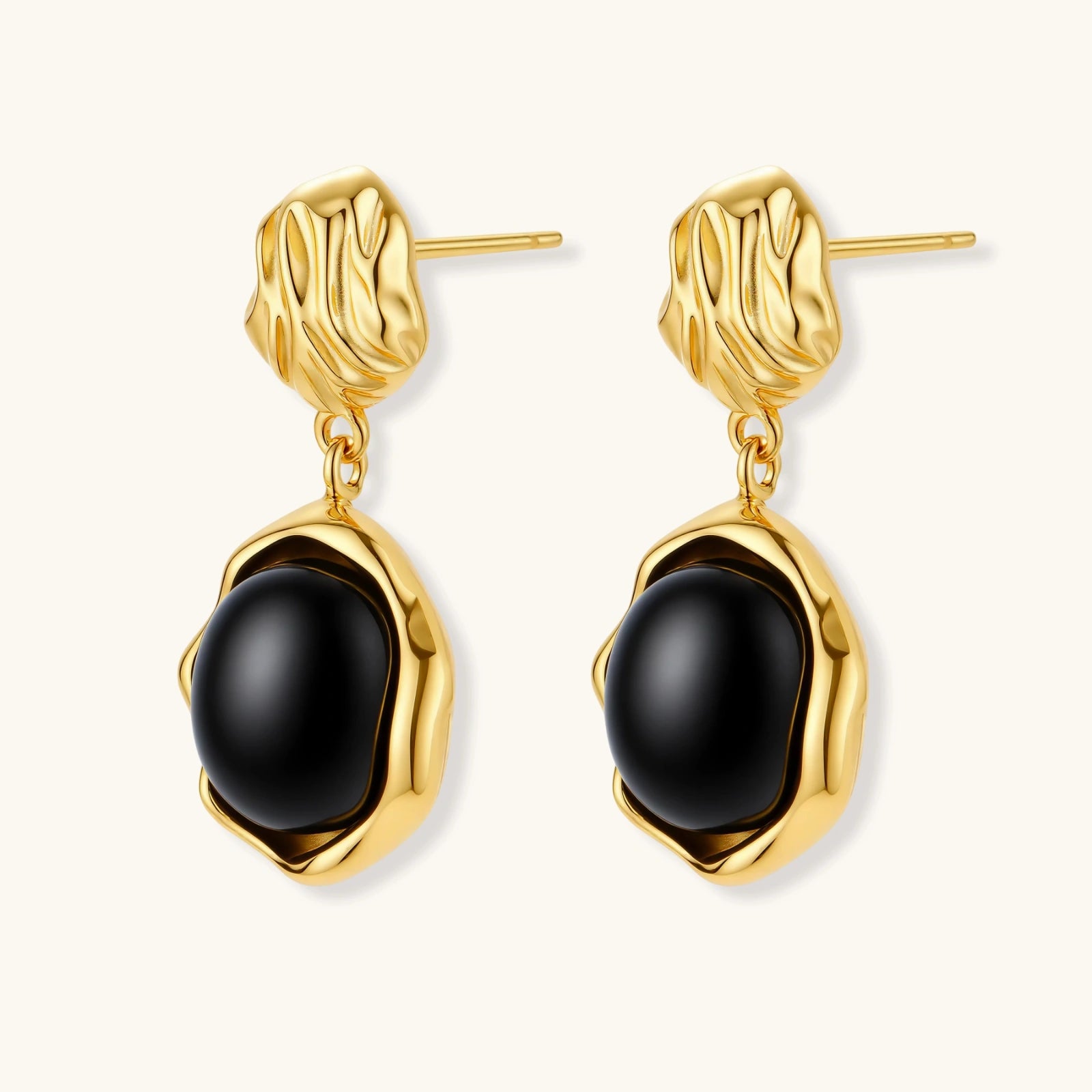 Close-up detail of Black Agate Drop Earrings Ripple Gold by Averuna Jewellery